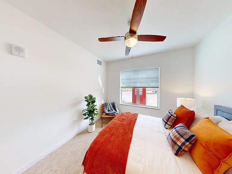Barberry - Bedroom