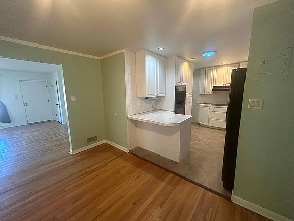 5th image of 1375 S Eaton Ct