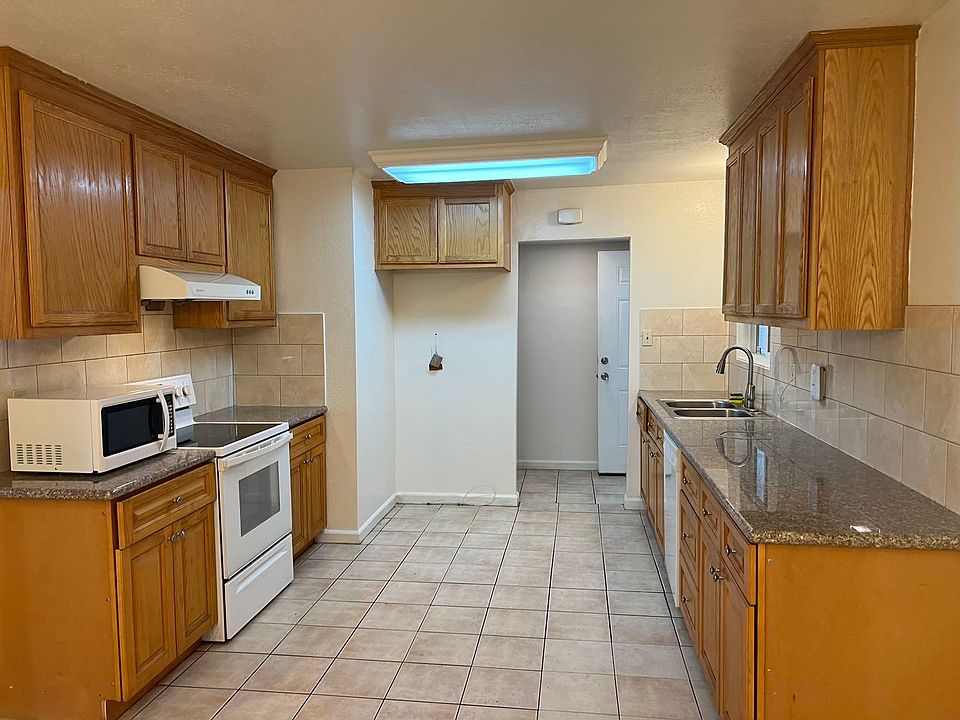 1st image of 0 4418th Dr