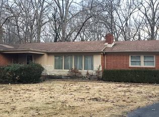 302 Hampton Rd, Tullahoma, TN 37388