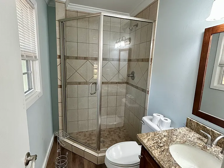 5305 Tabor Ct — Photo 16