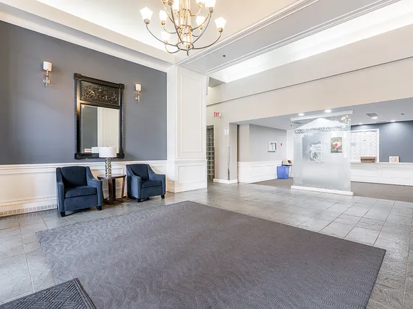 500 W 10th Ave #911, Vancouver, BC V5Z 4P1