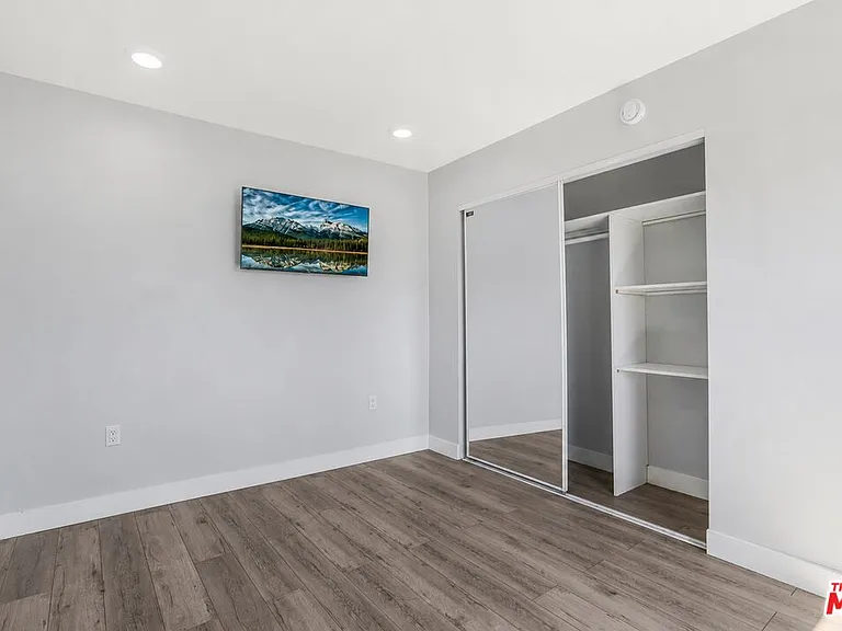 12000 Runnymede St #1 — Photo 5