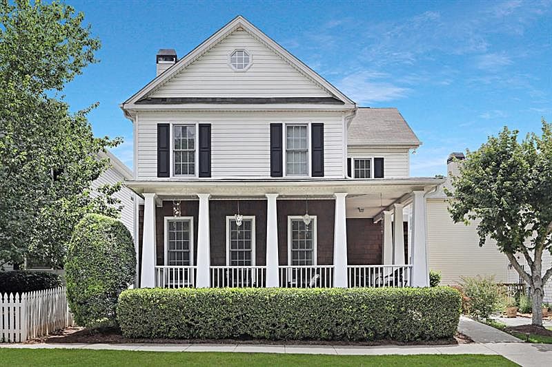 1st image of 731 Gardenside Cir SE
