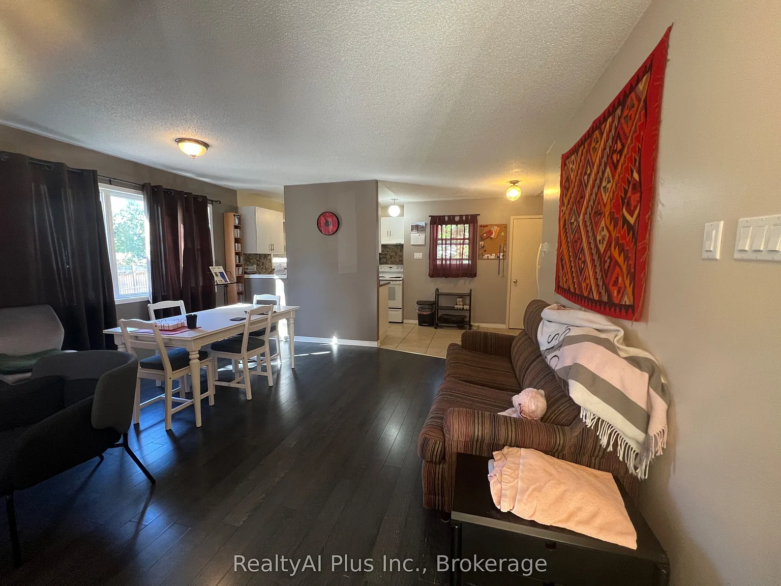 3 bed, $3,100 — Photo 4