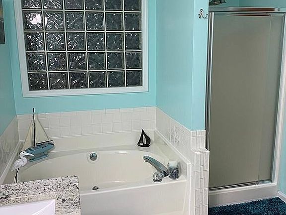 2nd image of 548 Oak Chase Dr