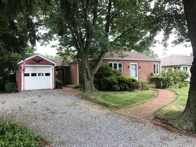 9 Walter Ave, Hicksville, NY, 11801