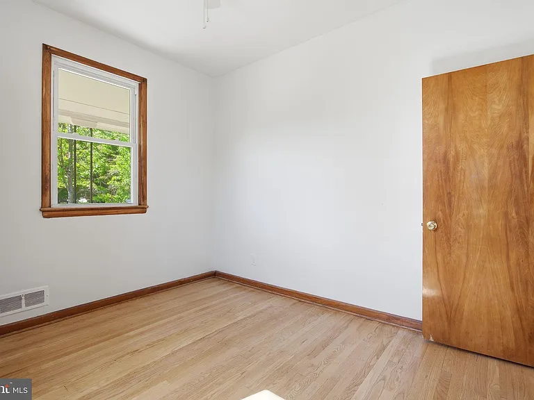2301 Bayside Dr — Photo 21
