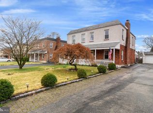 1833 Powell St, Norristown, PA 19401