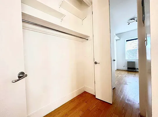 Rented by EXR | media 7