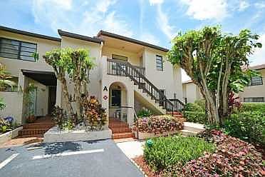 Home For Sale In Boca Lago