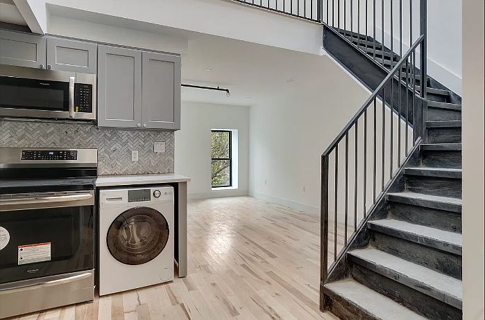 1st image of 176 Bayard St #3F