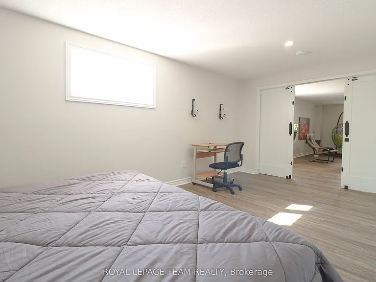 626 Albion Falls Dr — Photo 12