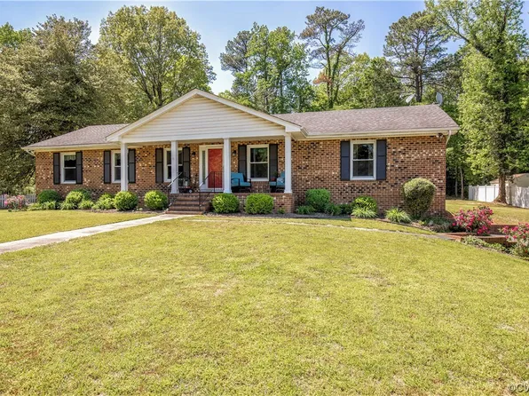 12800 Chester Dr, Disputanta, VA 23842