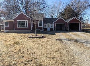 251 N Socora Dr, Wichita, KS 67212