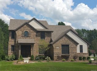 1198 Mystic Forest, Canton, MI 48187