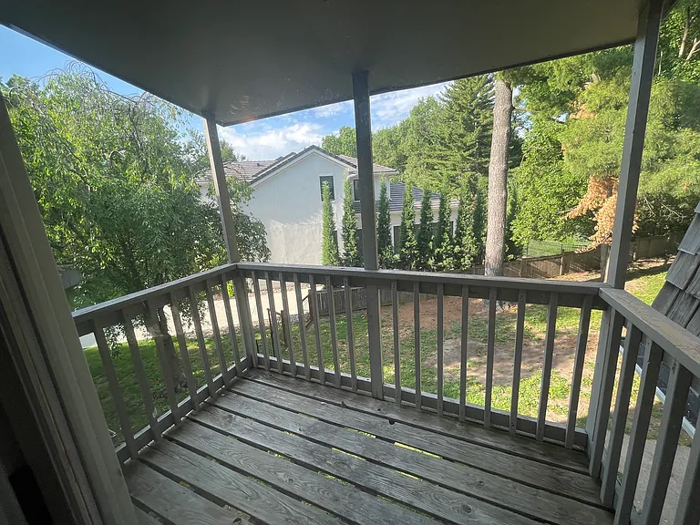 10300 Belinder Rd — Photo 19