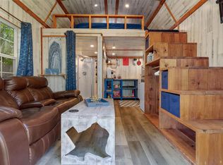 604 S 4th St #B, Pflugerville, TX 78660