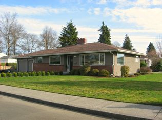 109 S 15th St, Lynden, WA 98264