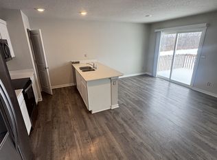 4920 E Sheridan Ave, Des Moines, IA 50317