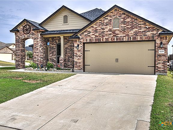 3rd image of 1409 Juneberry Park Dr