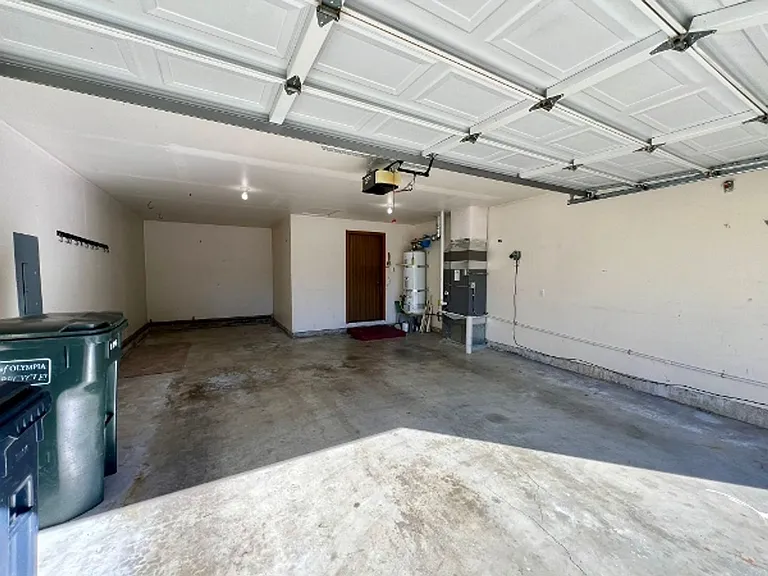 2422 Leach Ct SE — Photo 21