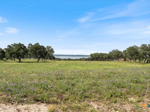 8131 Haley Ln, Salado, TX 76571