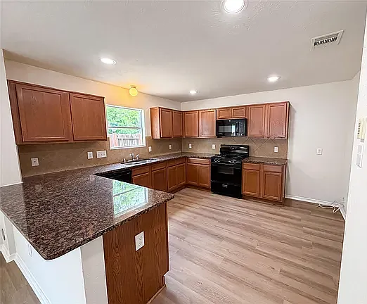 938 Staffordale Manor Ln — Photo 5