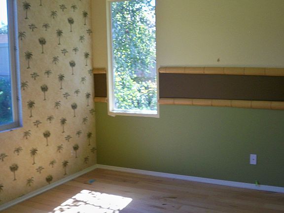 4th image of 1824 Hemet St