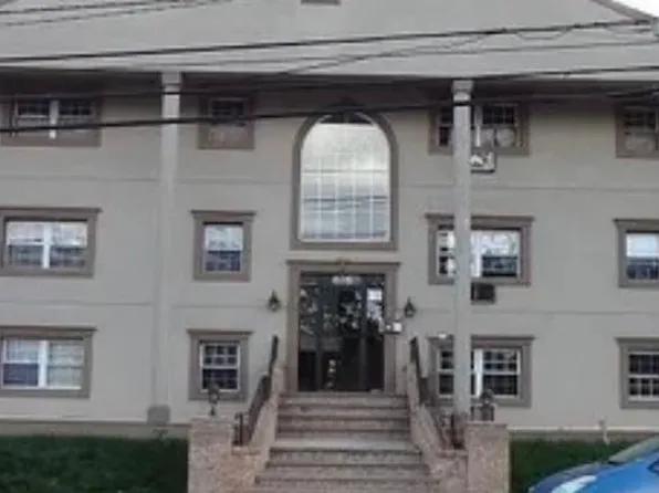 826 W Grand St APT 3I, Elizabeth, NJ 07202