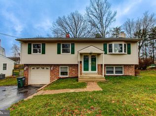 1150 E Cushmore Rd, Southampton, PA 18966