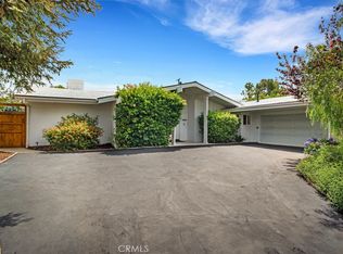 10208 Oak Park Ave, Northridge, CA 91325