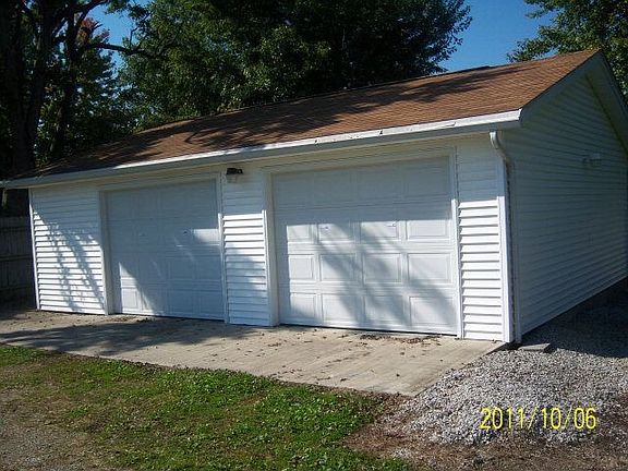 4th image of 532 Blaine Ave