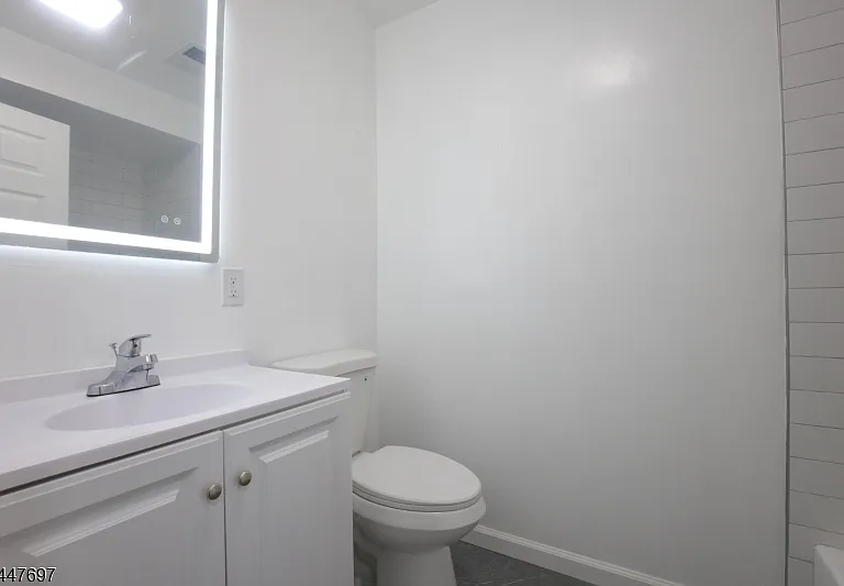 452 Marshall St #2 — Photo 9
