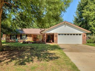 8023 Chukar Rd, Yukon, OK 73099