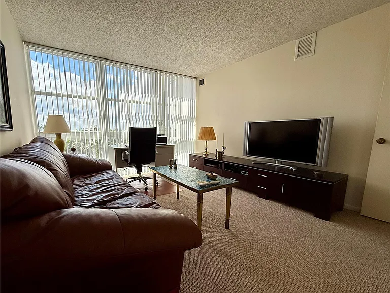 2841 N Ocean Blvd #603 — Photo 16