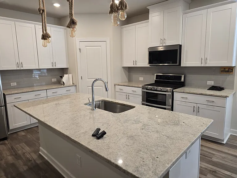 3301 Plum Dr — Photo 21