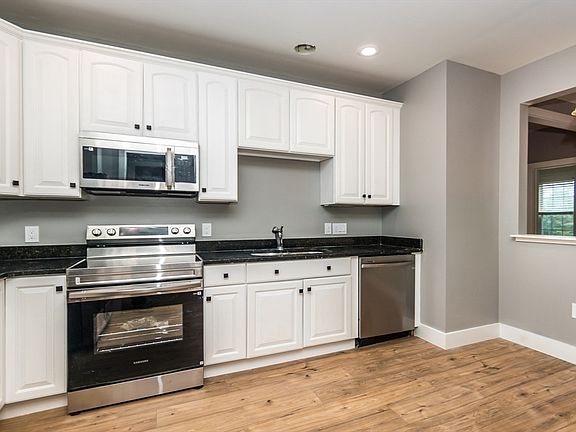5th image of 87 Clocktower Dr #203