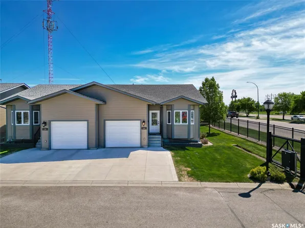 550 Southwood Drive #20, Prince Albert, SK S6V 1G4