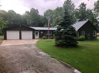 65500 Kenilworth Rd, Lakeville, IN 46536