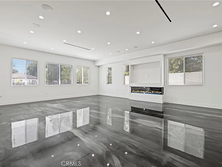 15209 Cohasset — Photo 10