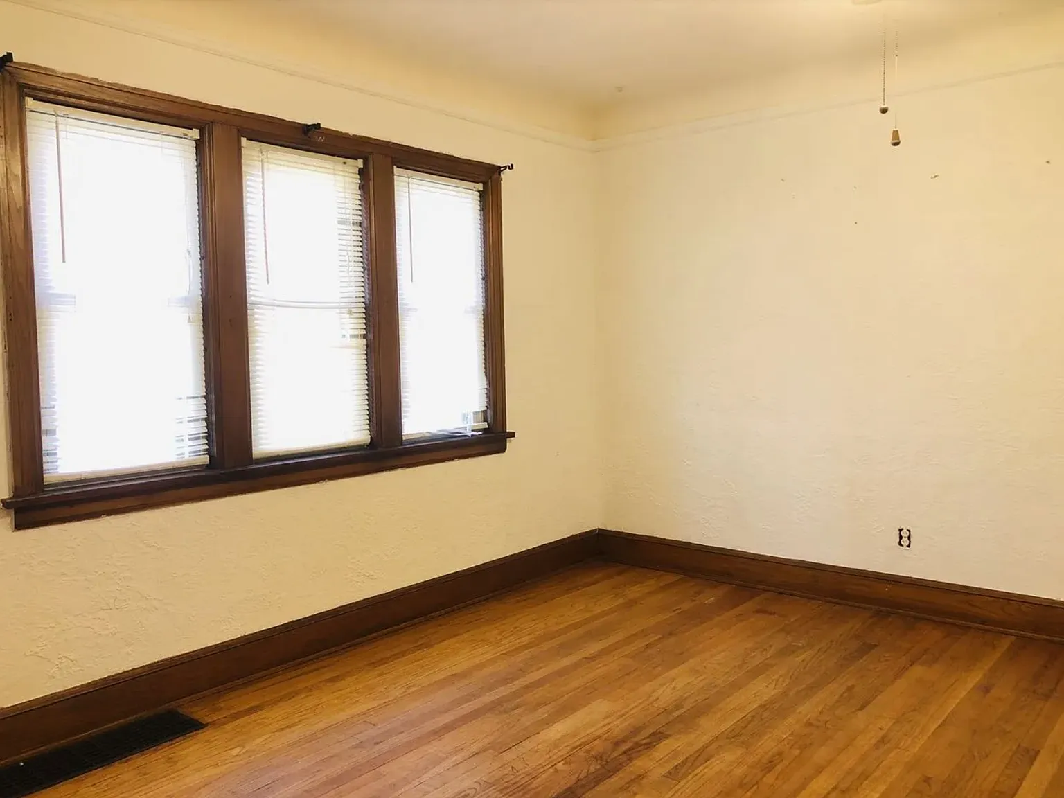 3 bed, 1502 sqft, $1,500 — Photo 4