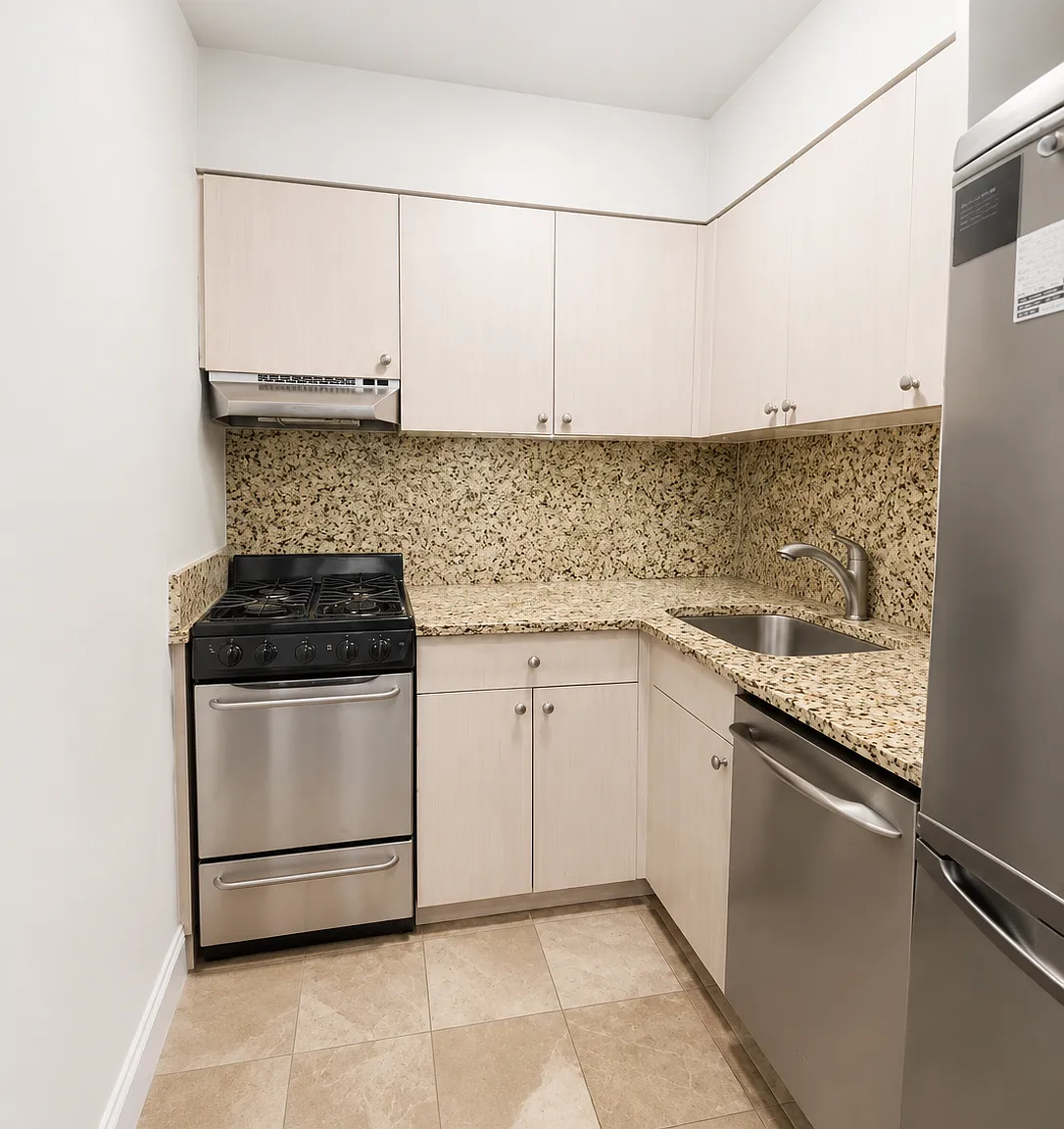 82 Pierrepont Street — Photo 4
