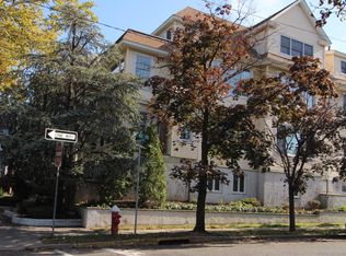 1016 Kennedy Blvd #2, Bayonne, NJ 07002