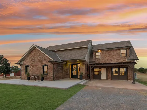 1316 Moffat Rd NW, Piedmont, OK 73078