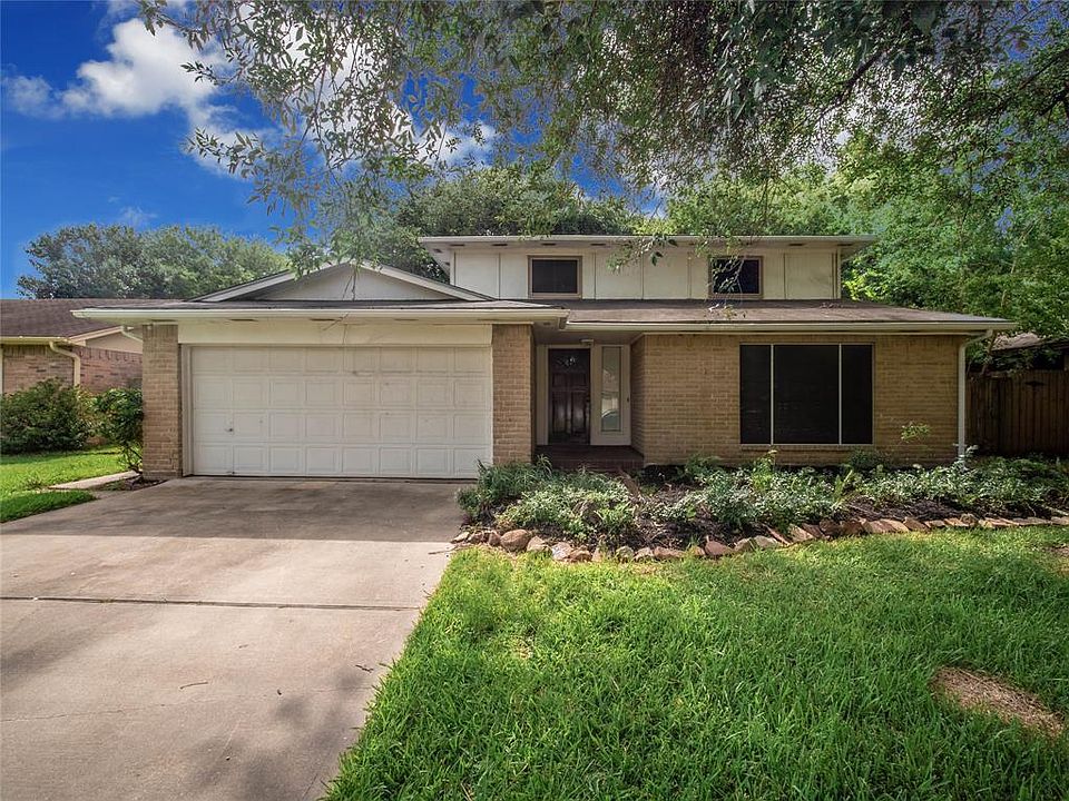 1st image of 105 Leafwood Cir