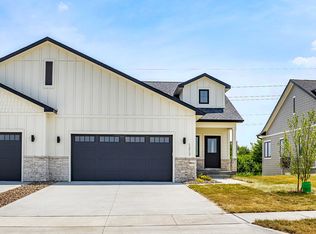 1212 Westview Dr, Huxley, IA 50124