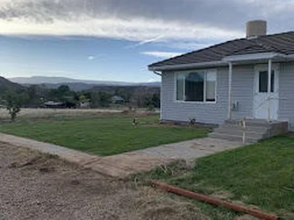 345 E 300 S, Escalante, UT 84726