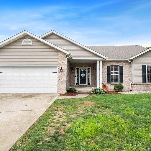 16 Annebriar Dr, Maryville, IL 62062 Zillow