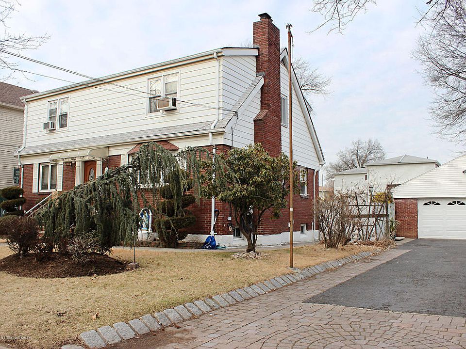 1st image of 297 Cromwell Ave